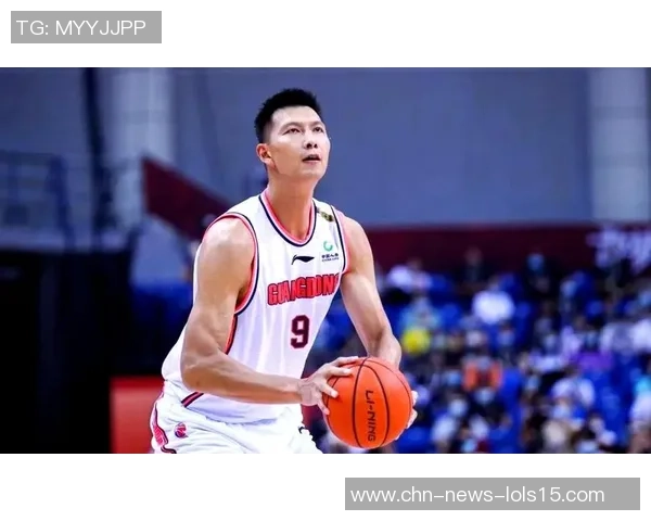 易建联：从篮球场上的传奇到中国体育的精神象征与未来发展之路